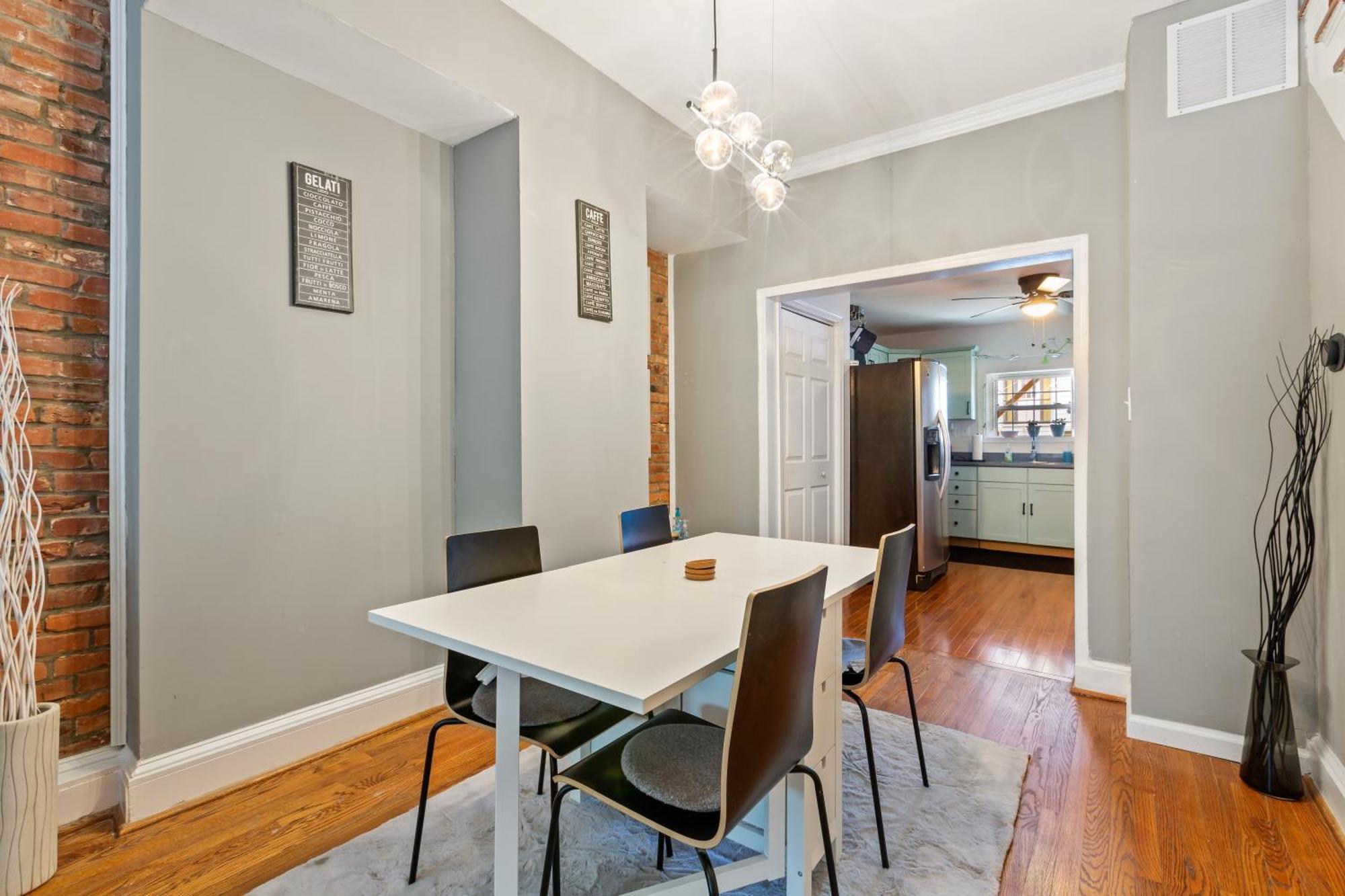 Pristine Townhouse With Rooftop Deck Near Canton! Baltimore Exterior photo